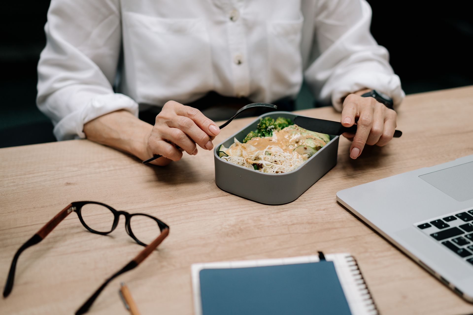 alimentazione e lavoro pexels-cottonbro-5971291