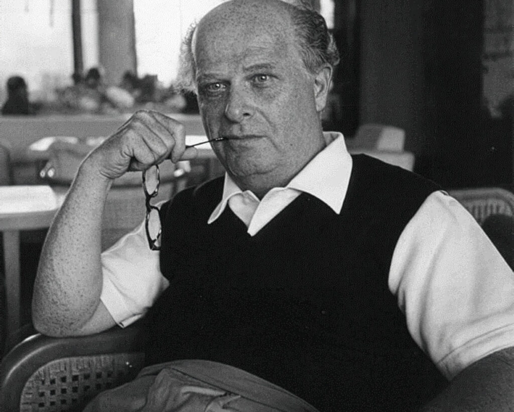 Adriano_Olivetti_1957-Wikimedia-Commons